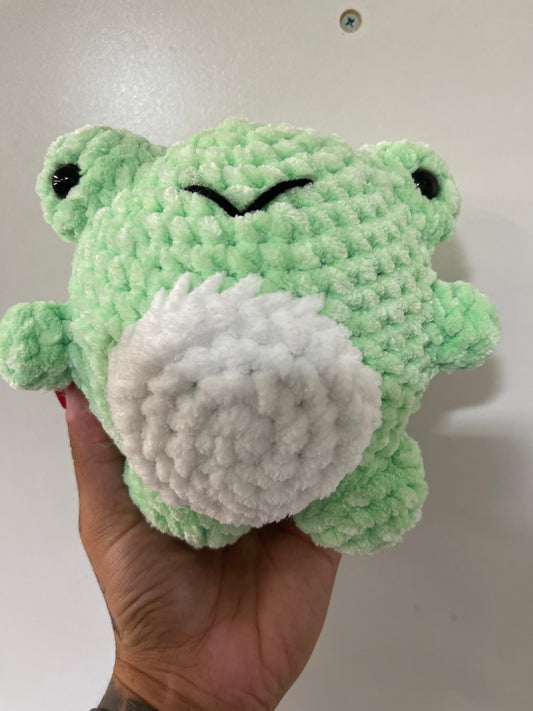 Medium Size frog - crochet